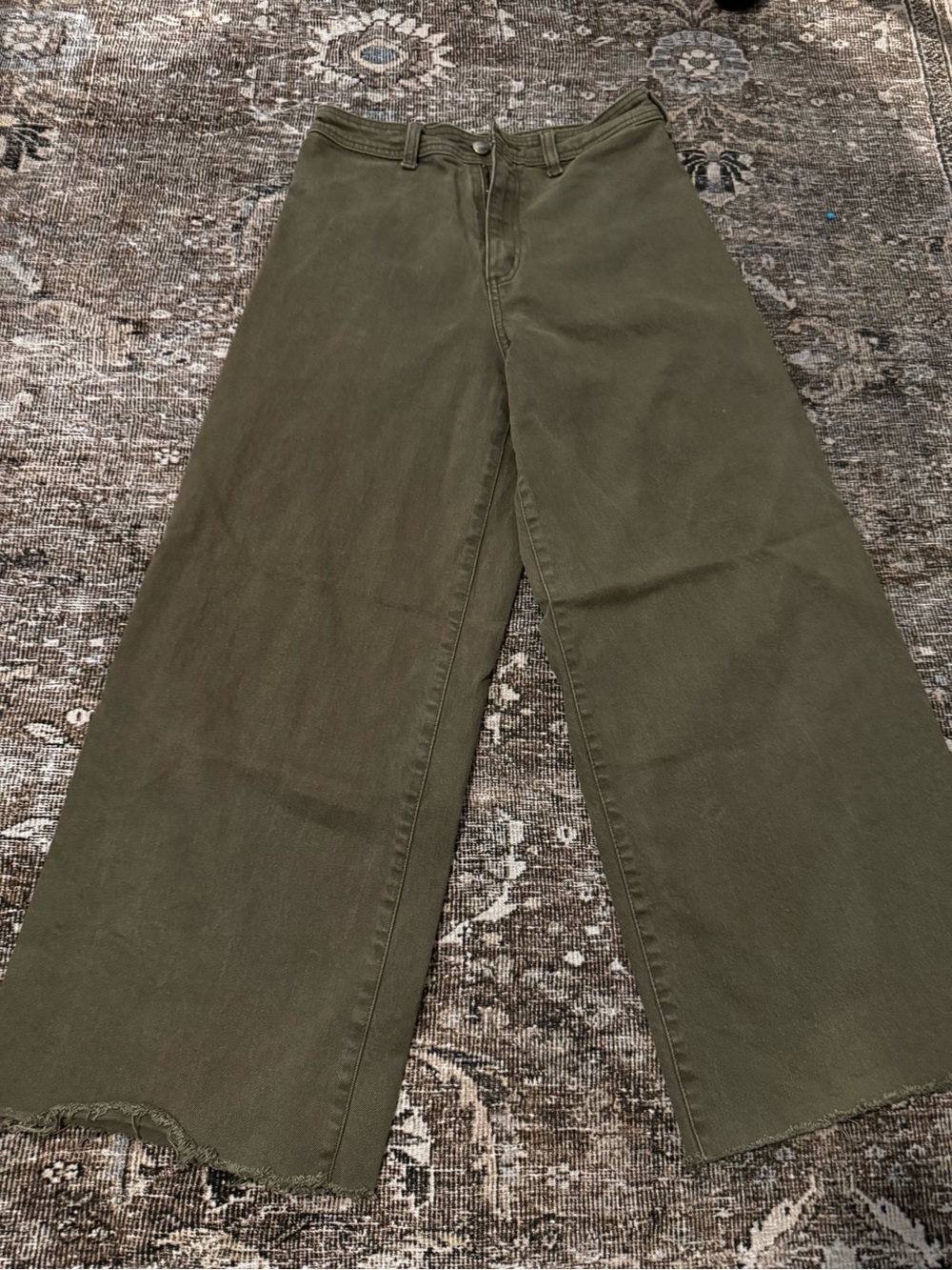 Universal Thread Olive Sailor Wide-Leg High-Rise Jeans